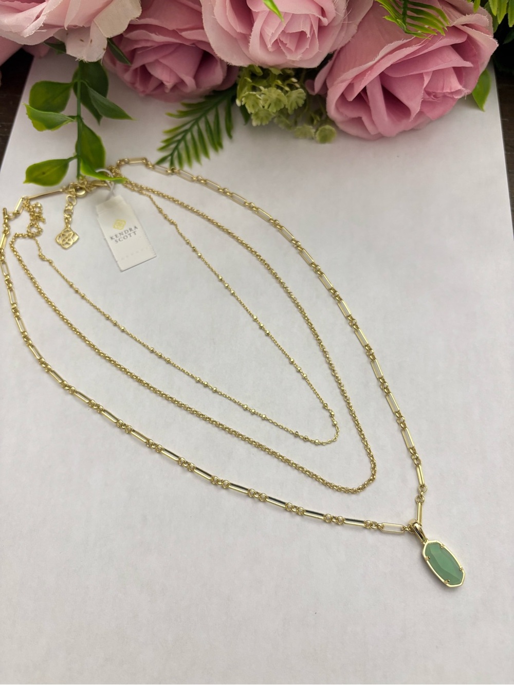 NWT Kendra Scott Elisa Triple Strand Necklace - Gold Matte Iridescent Mint - Picture 1 of 9